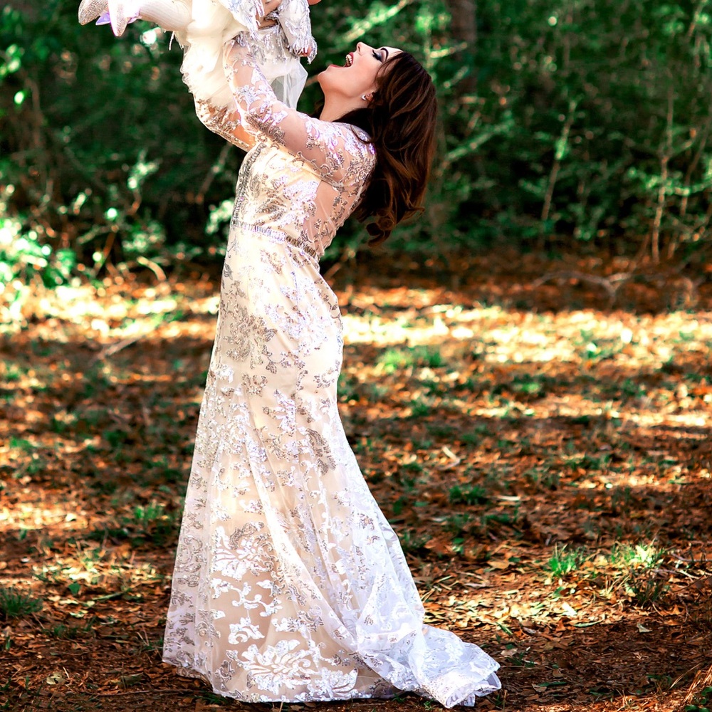 Gorgeous white and silver gown!